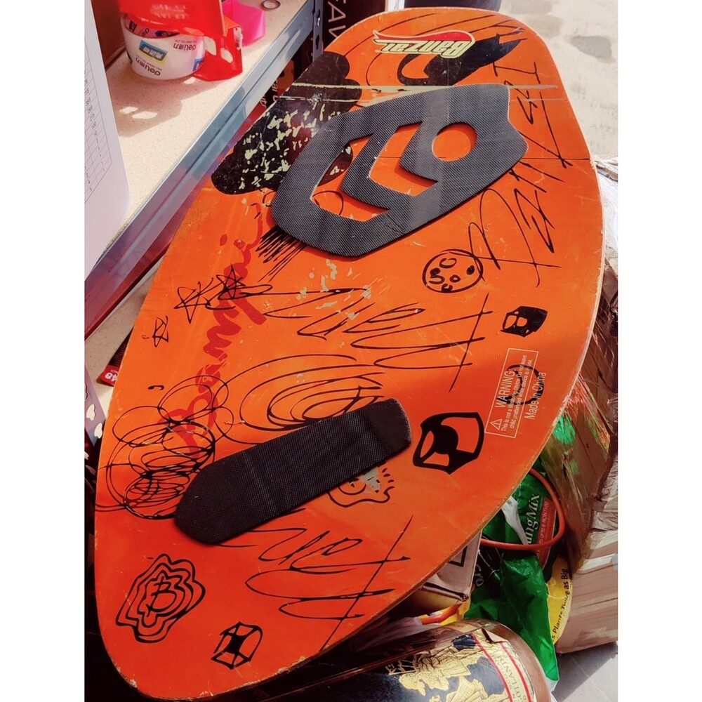 Vintage Banzai Skimboard Bodyboard Ocean Surf 30” Doodle Art Design